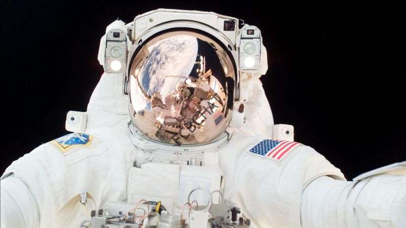 سفر به فضا: رفتن به فضا یک درد واقعی در ناحیه کمر است